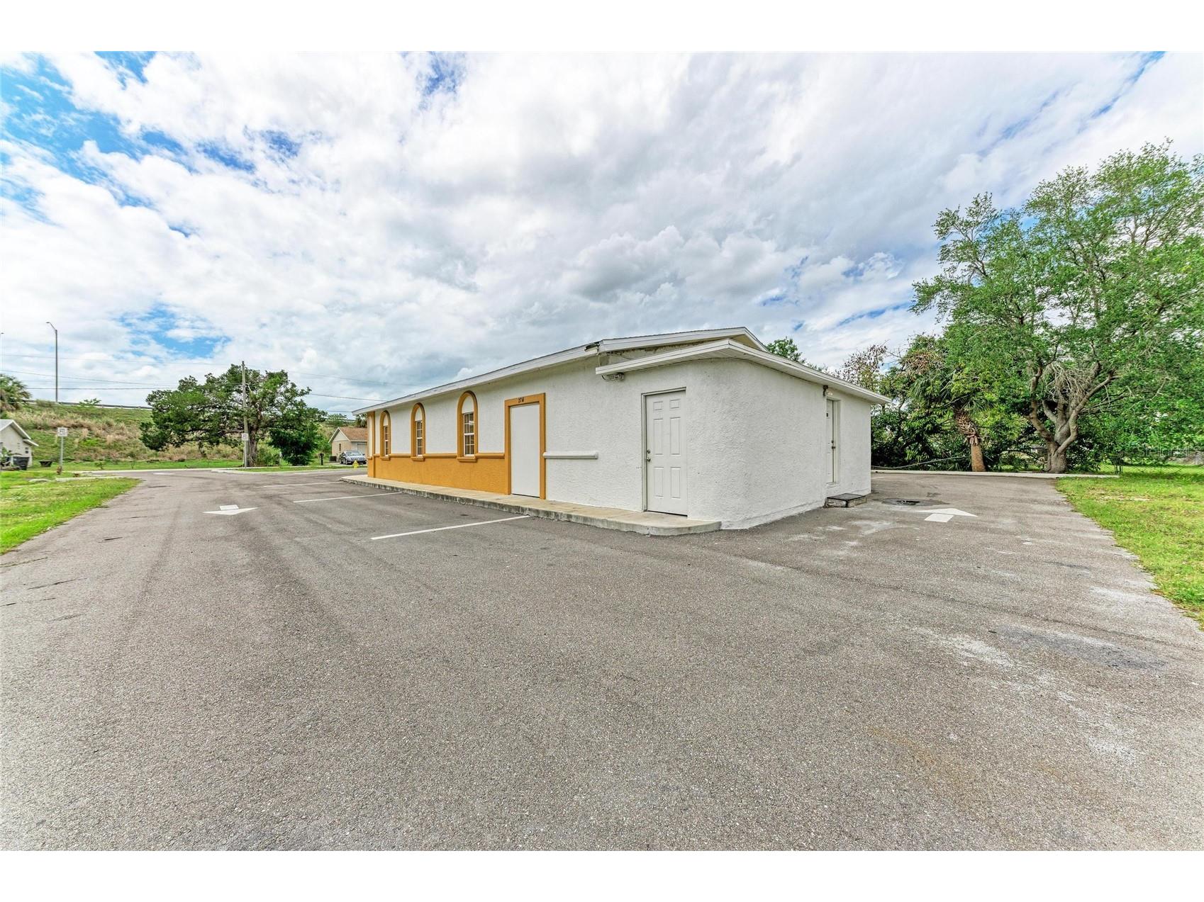 2716 2nd Avenue E Palmetto FL 34221 A4689569 image16