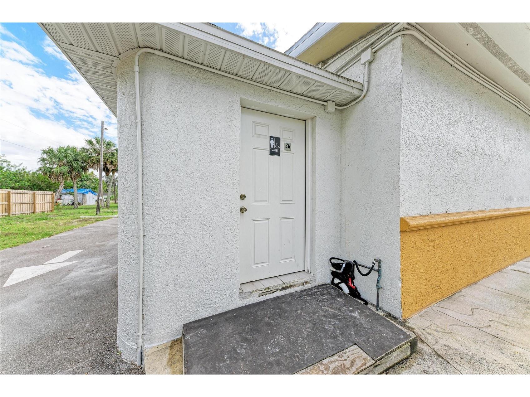2716 2nd Avenue E Palmetto FL 34221 A4689569 image18