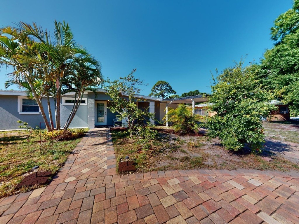 2716 Belvoir Boulevard Sarasota FL 34237 A4571672 image1