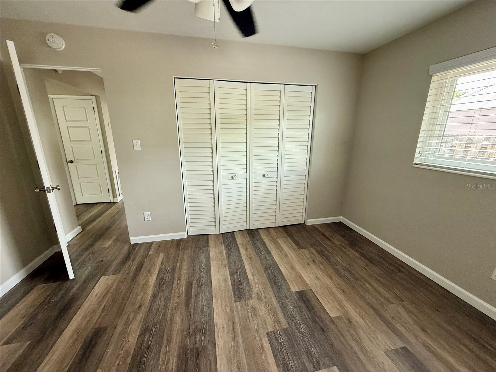 2716 Blossom Drive Sarasota FL 34239 A4699265 image7