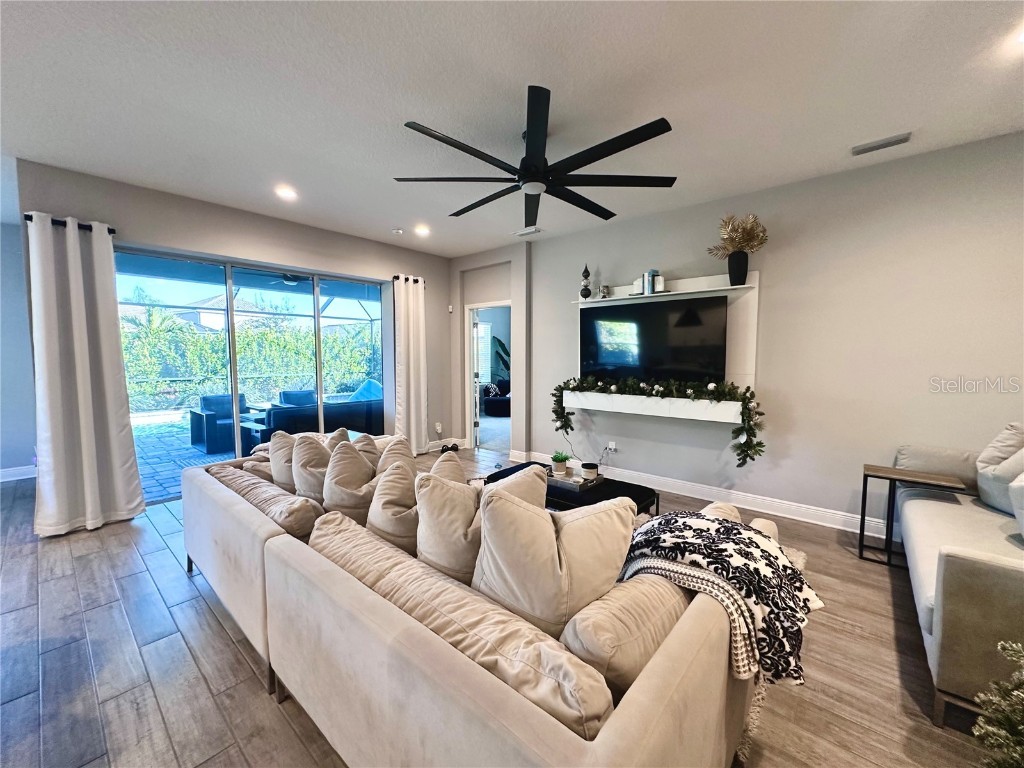 2716 Butterfly Jasmine Trail Sarasota FL 34240 A4673096 image10