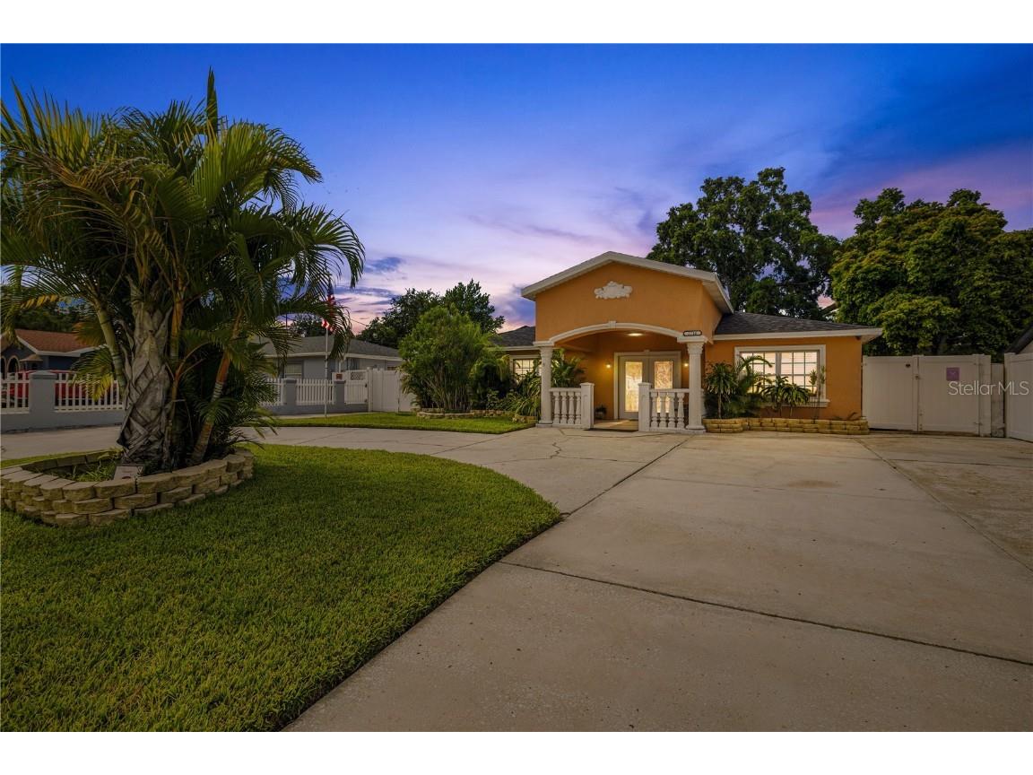 2716 W Louisiana Avenue Tampa FL 33614 TB8300169 image1