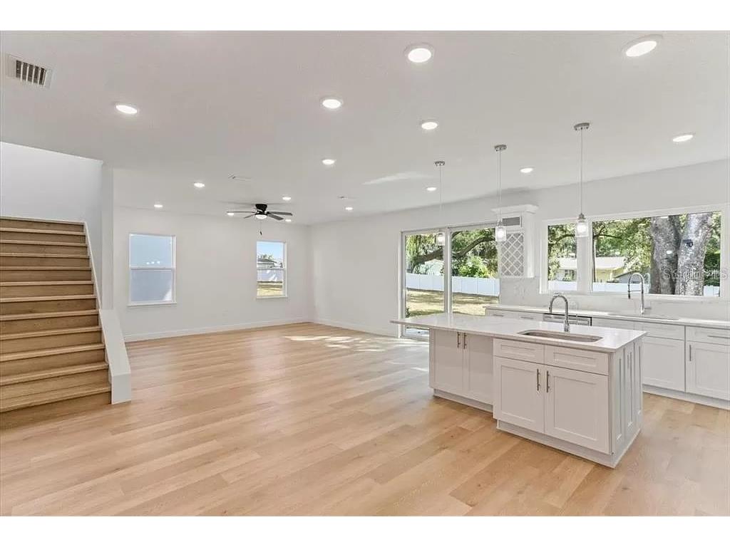 2717 Alamo Drive Orlando FL 32805 O6364340 image3