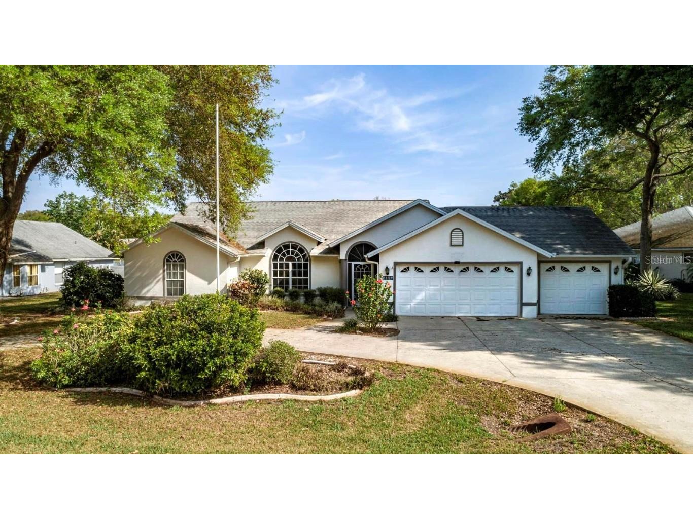2717 Bayview Drive Eustis FL 32726 O6247060 image1