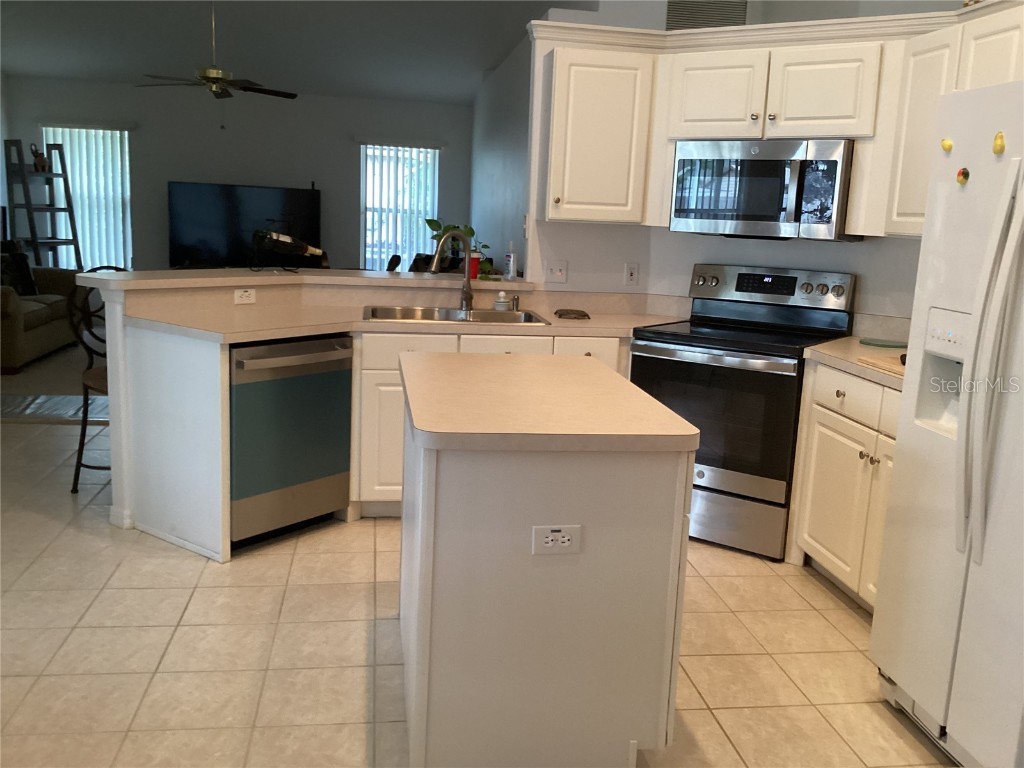 2717 Bayview Drive Eustis FL 32726 O6247060 image21