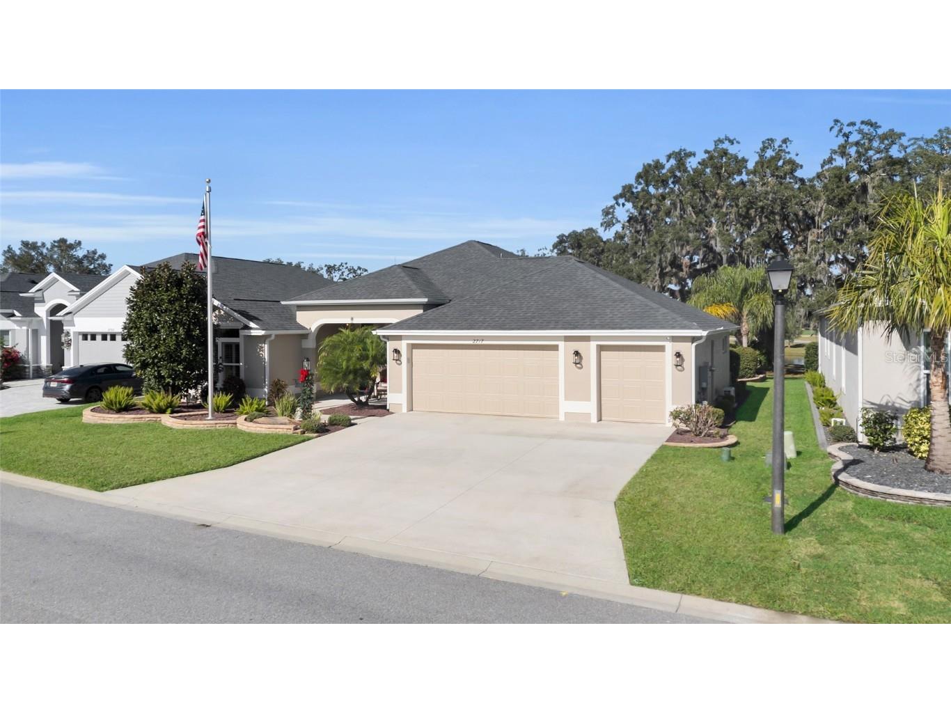2717 Dunham Drive The Villages FL 32163 - Spring Fed Pond G5090484 image1