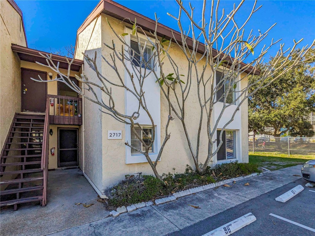 2717 Hidden Lake Boulevard #B Sarasota FL 34237 A4599040 image1