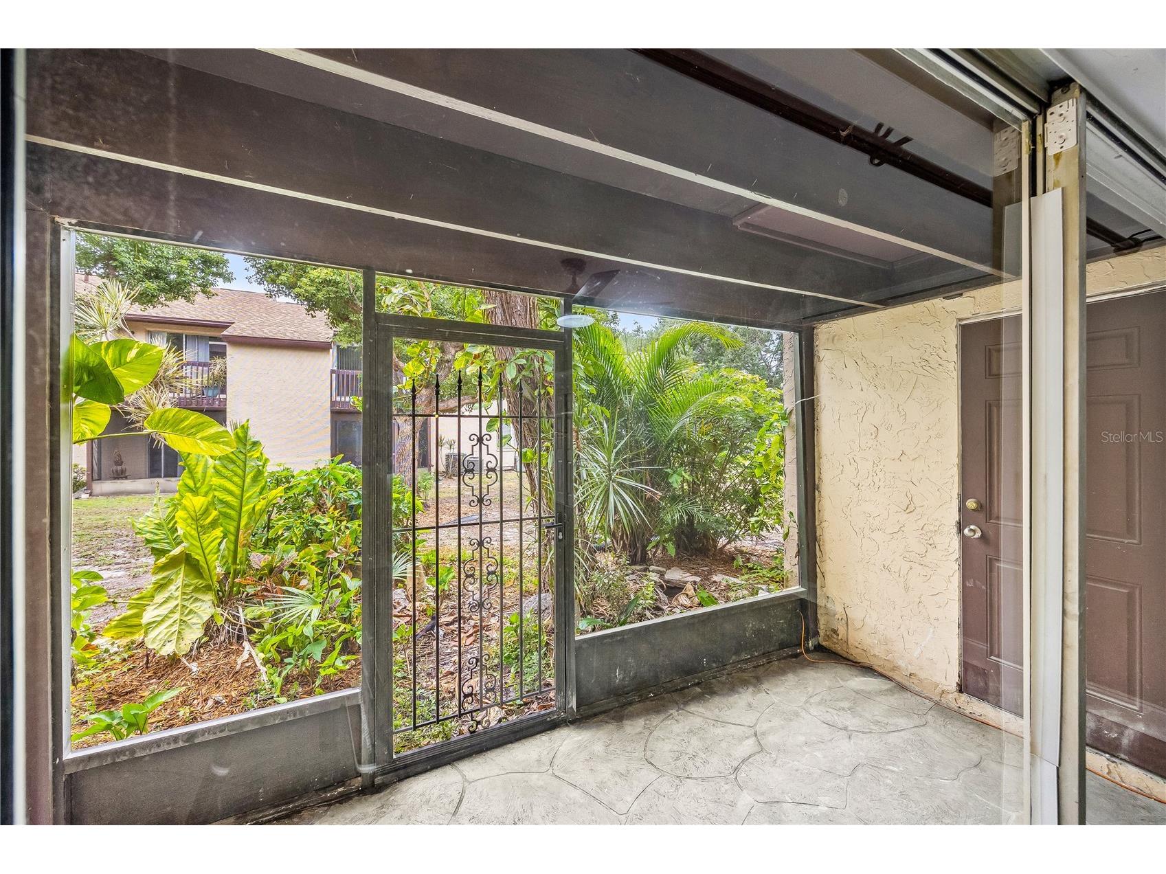 2717 Hidden Lake Boulevard #B Sarasota FL 34237 A4692533 image14