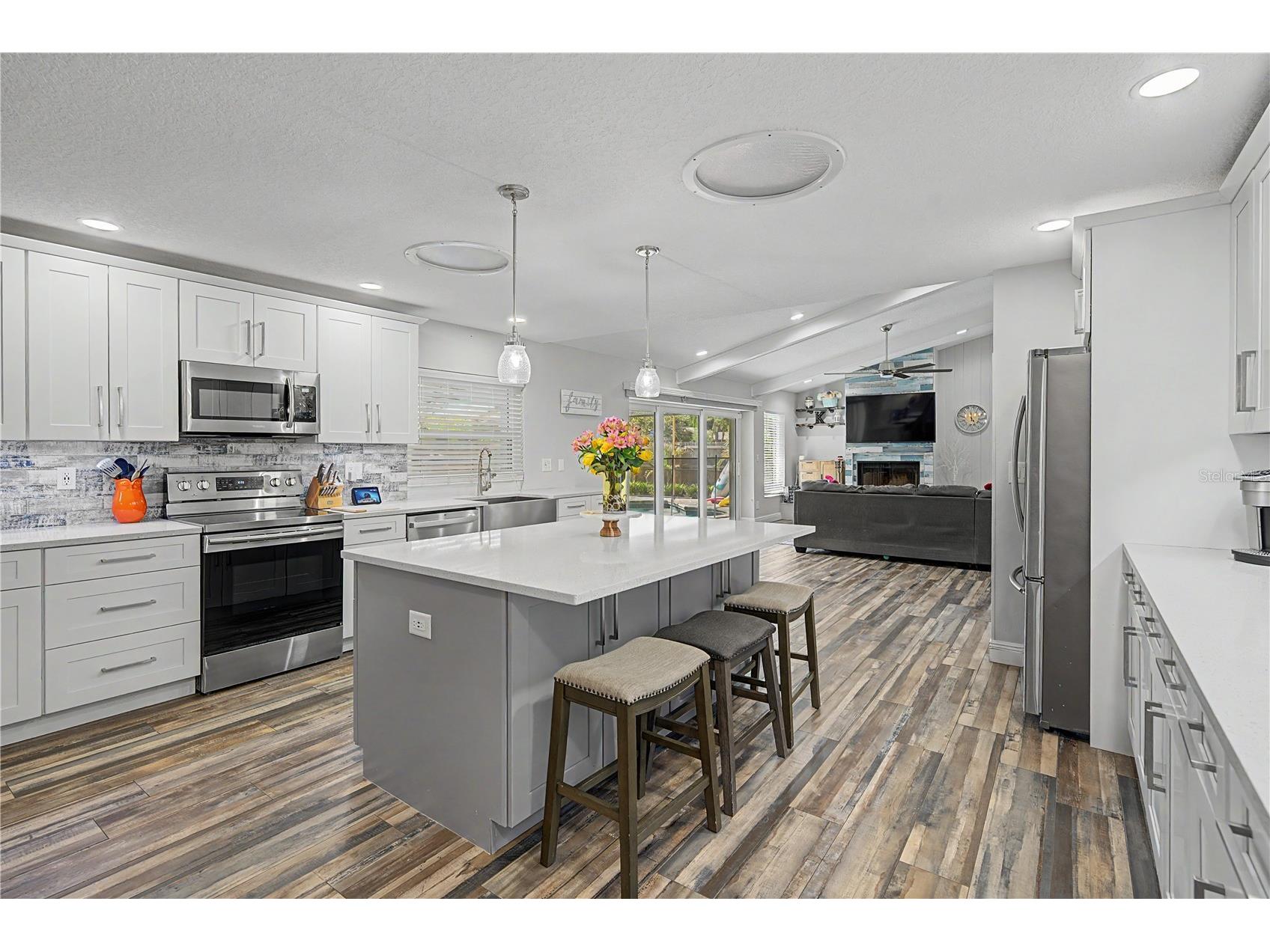 2717 Redford Court E Clearwater FL 33761 TB8522977 image14