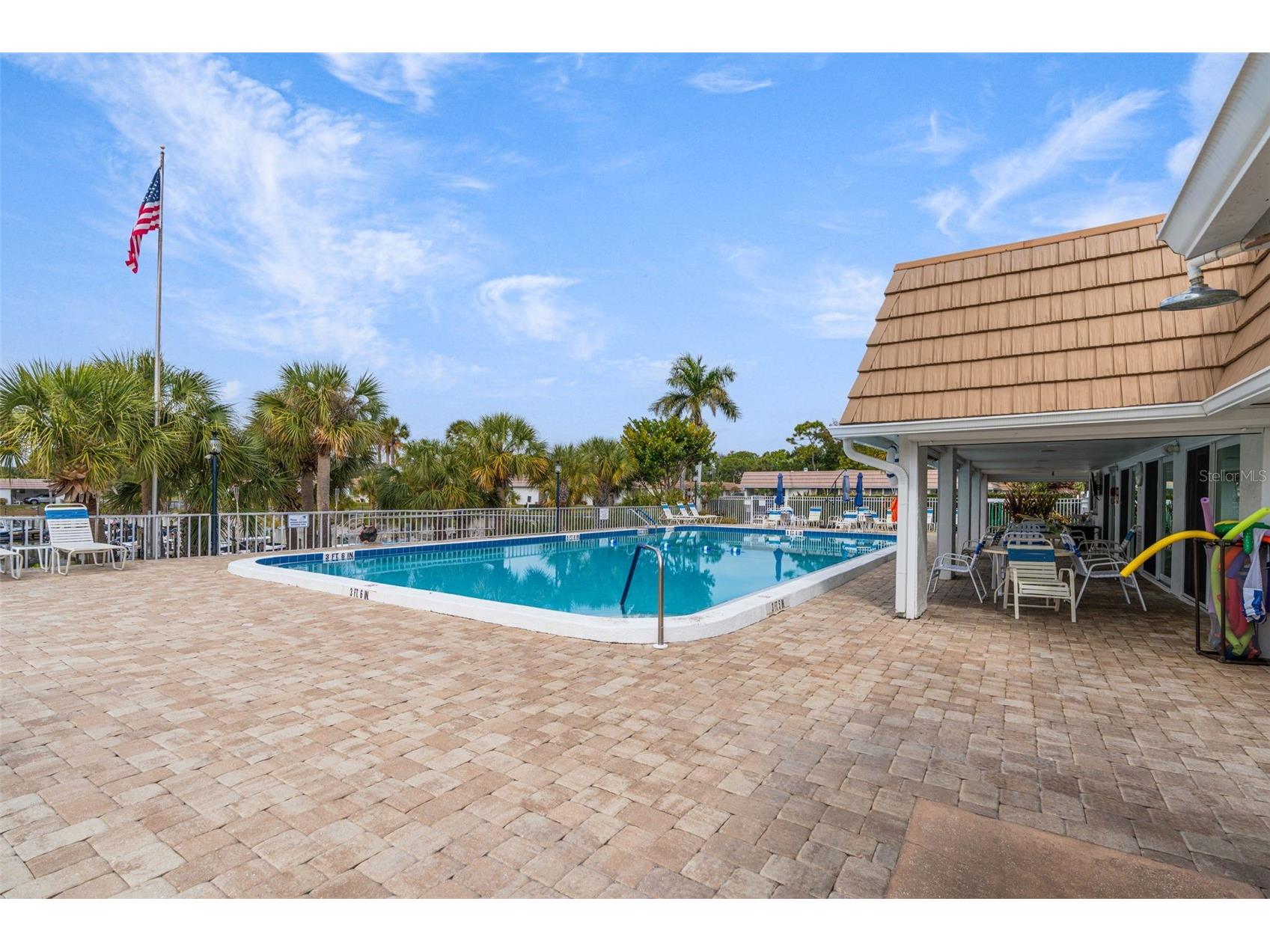 2717 Riverbluff Place #V49 Sarasota FL 34231 A4681632 image25