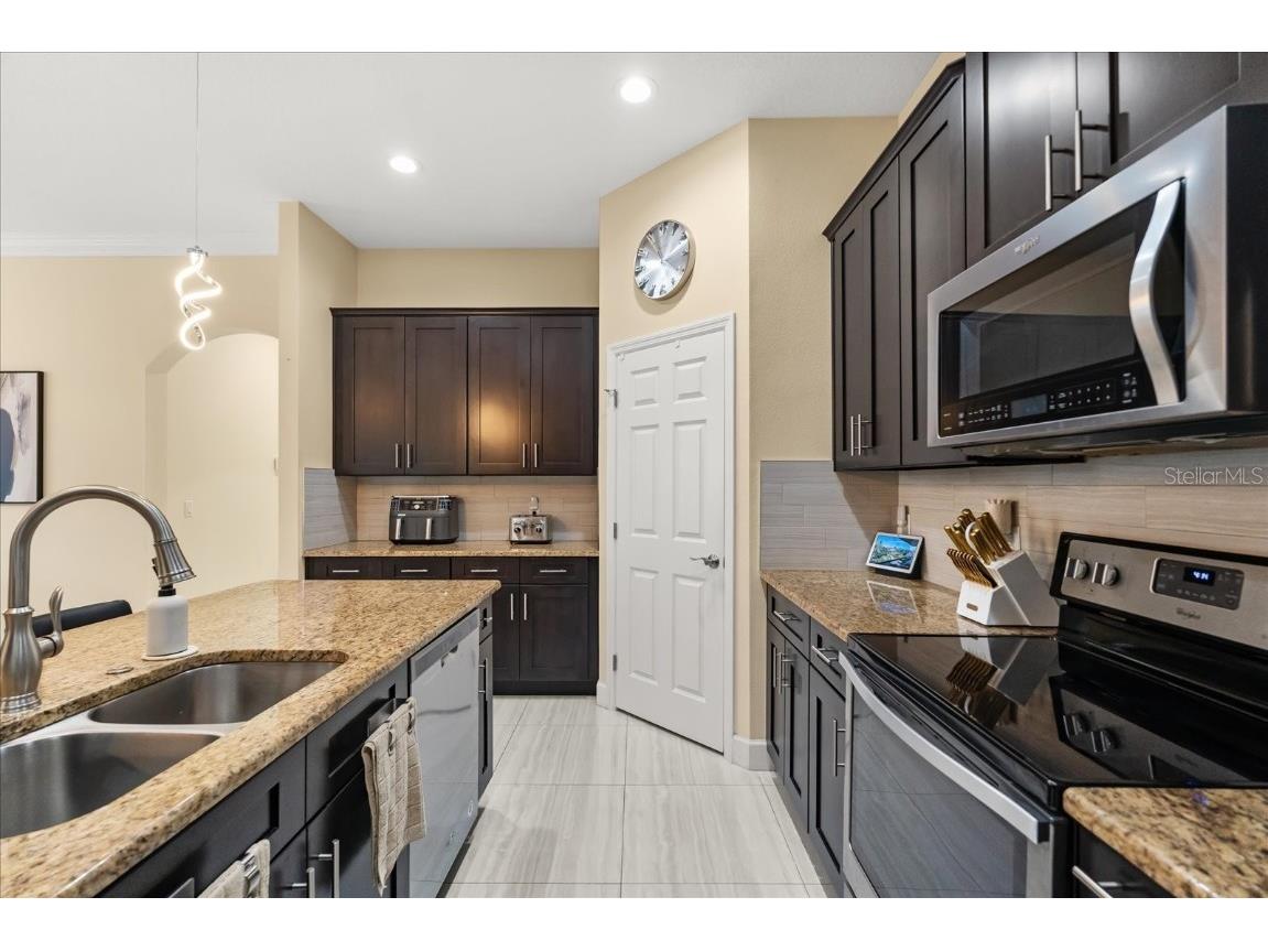 2717 Scarborough Court Kissimmee FL 34744 O6345463 image18