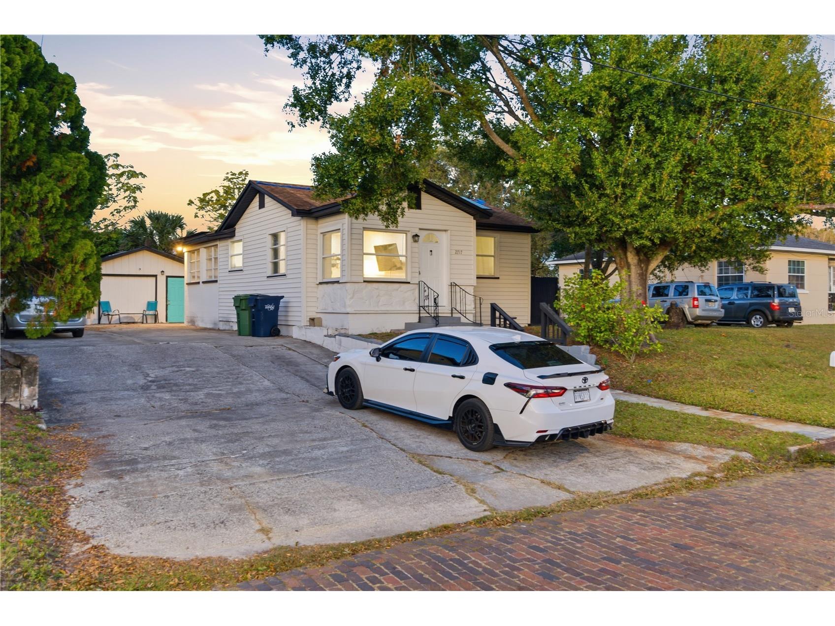 2717 W Cherry Street Tampa FL 33607 TB8466729 image19