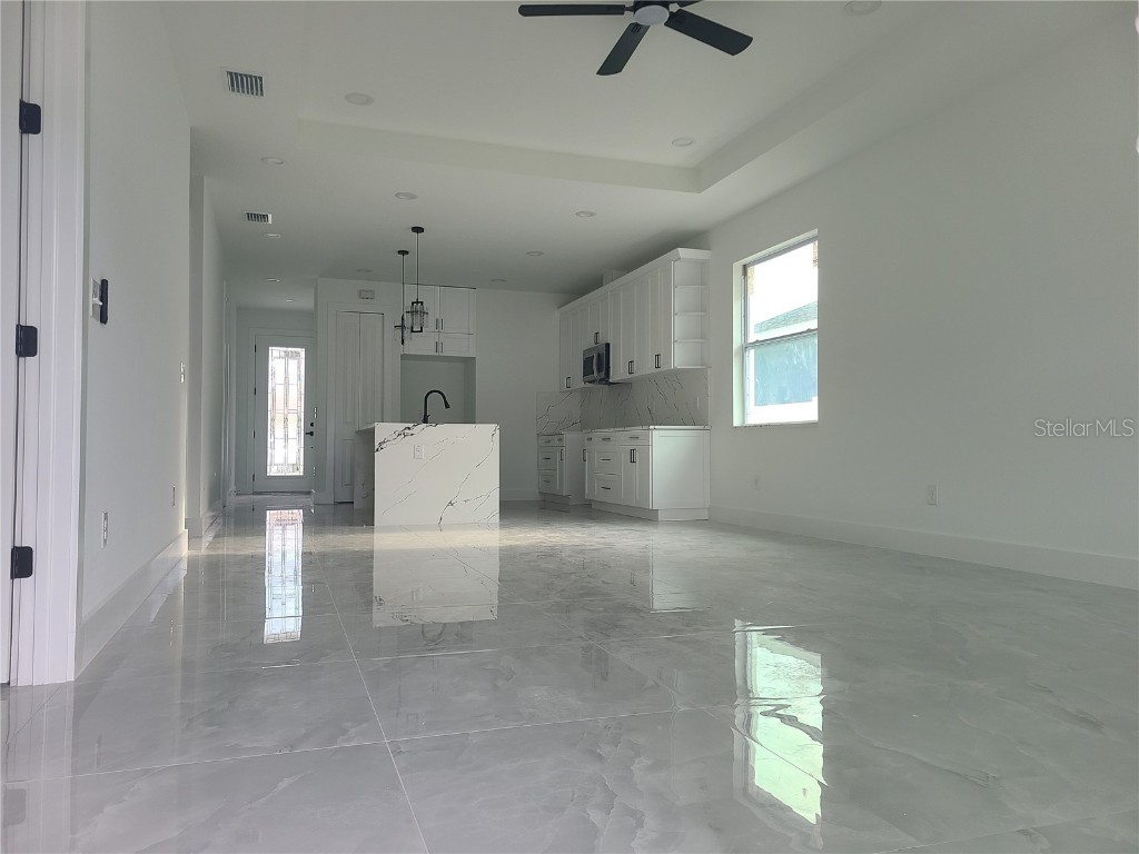 2717 W Sitka Street Tampa FL 33614 TB8393185 image3