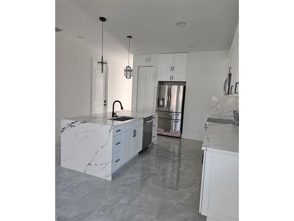 2717 W Sitka Street Tampa FL 33614 TB8393185 image8