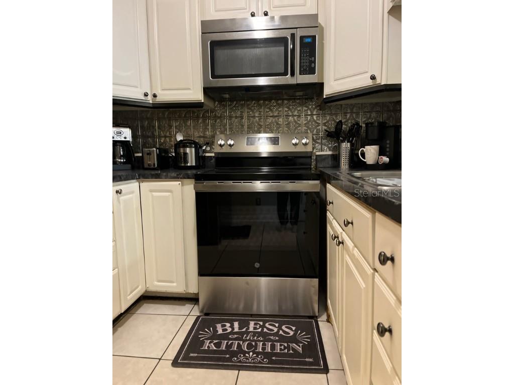 2717 W State Street Tampa FL 33609 TB8386697 image42