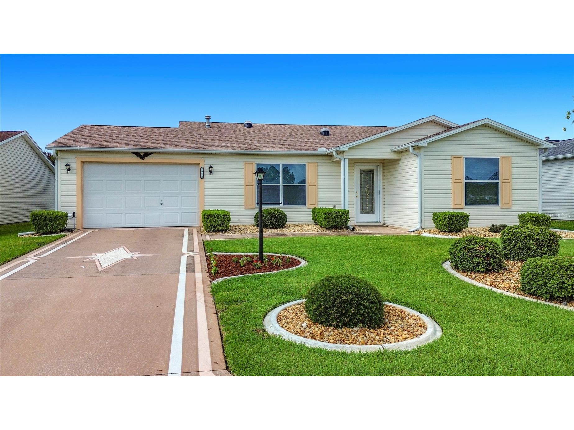 2718 Benavides Drive The Villages FL 32162 G5113030 image1