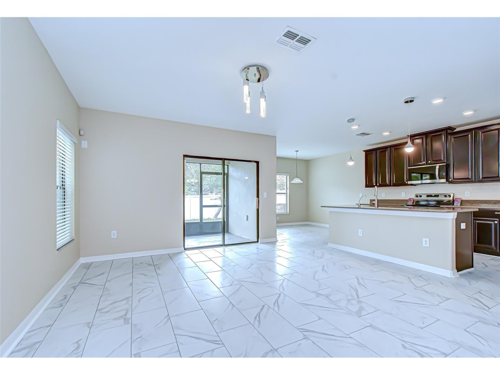 2718 Garden Falls Drive Brandon FL 33511 TB8456007 image5