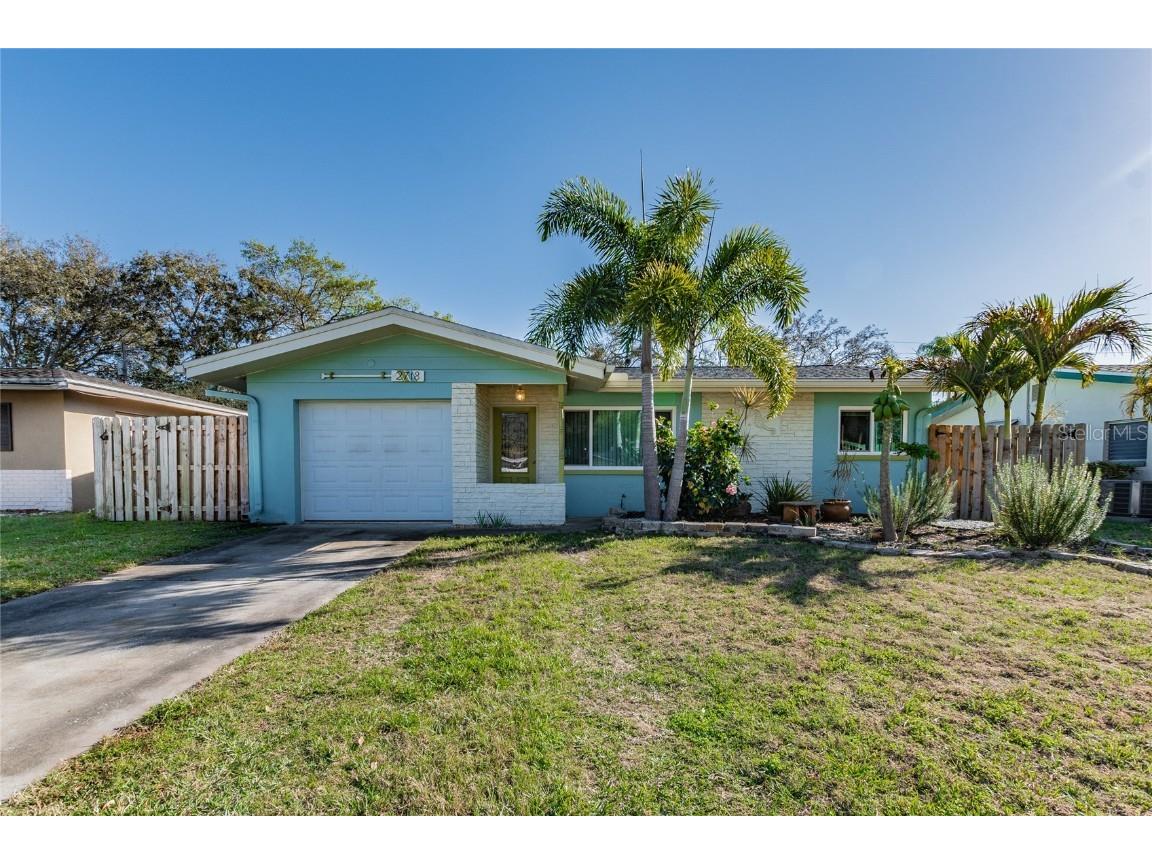 2718 Keene Park Drive Largo FL 33771 U8219929 image1