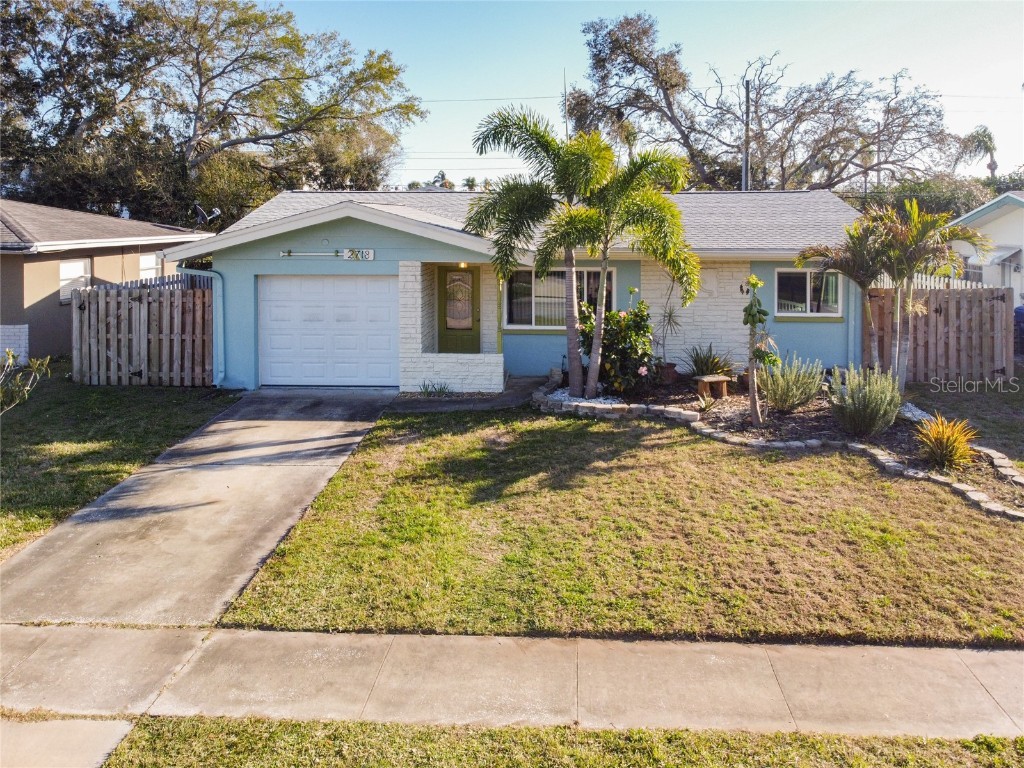 2718 Keene Park Drive Largo FL 33771 TB8406883 image1