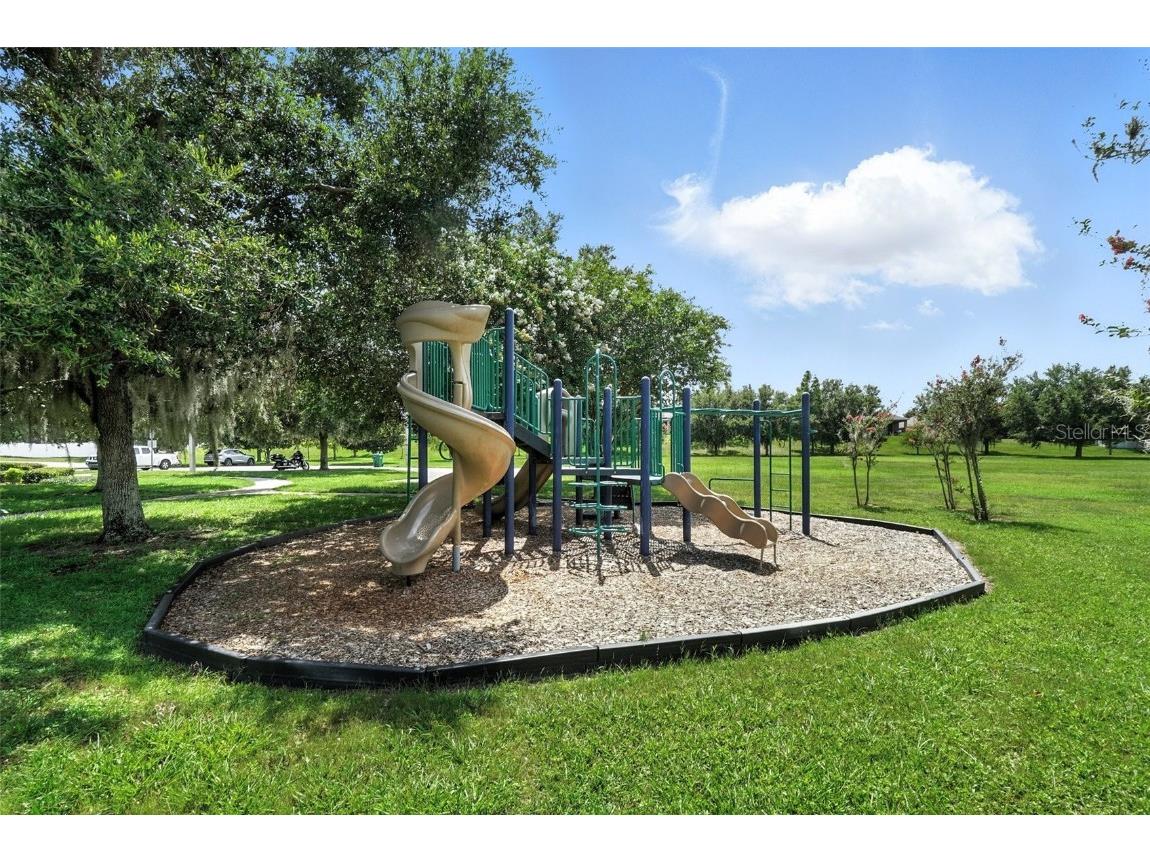 2718 Limerick Circle Grand Island FL 32735 O6322640 image32