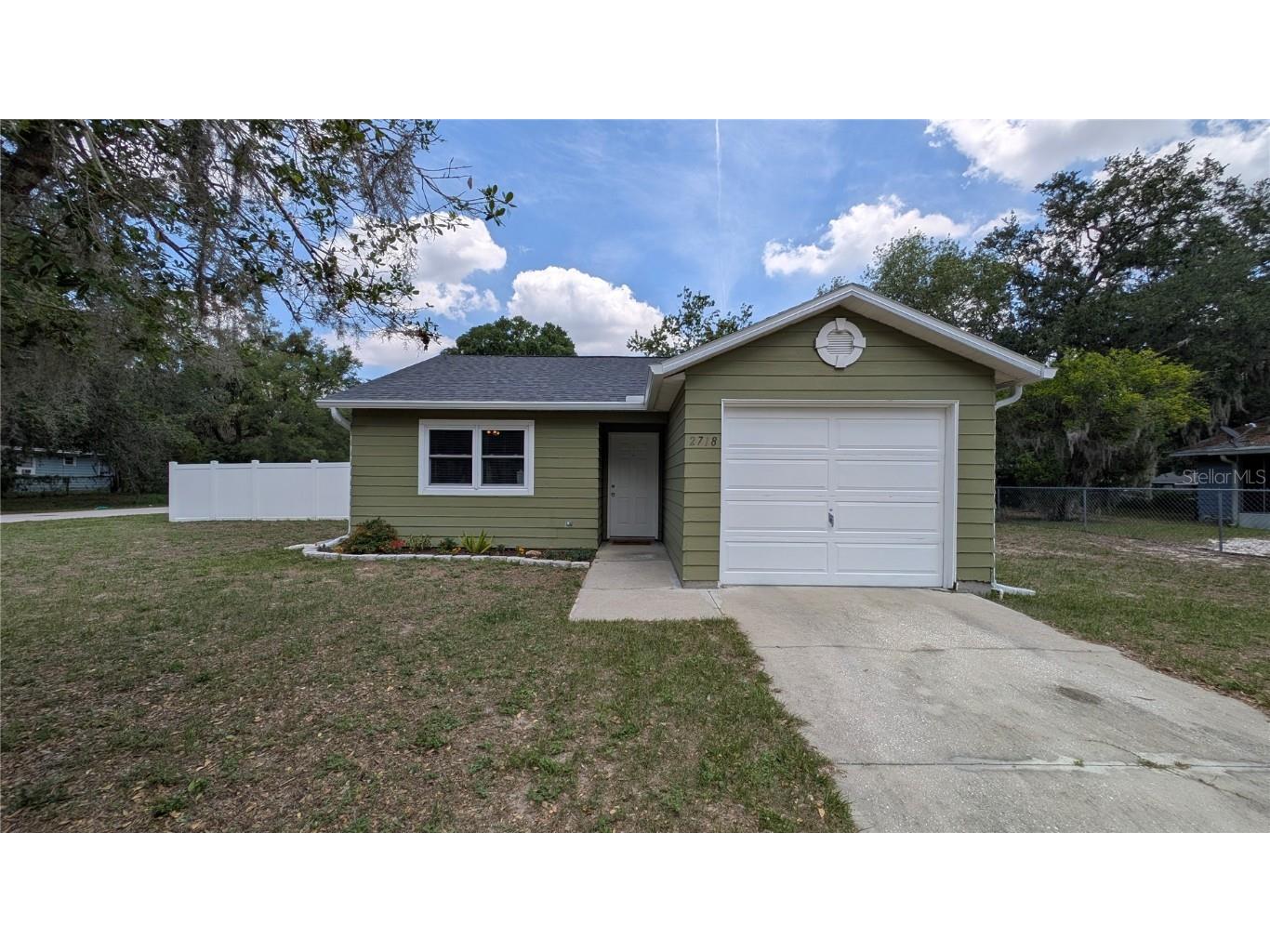 2718 Lorraine Drive Leesburg FL 34748 G5097331 image1