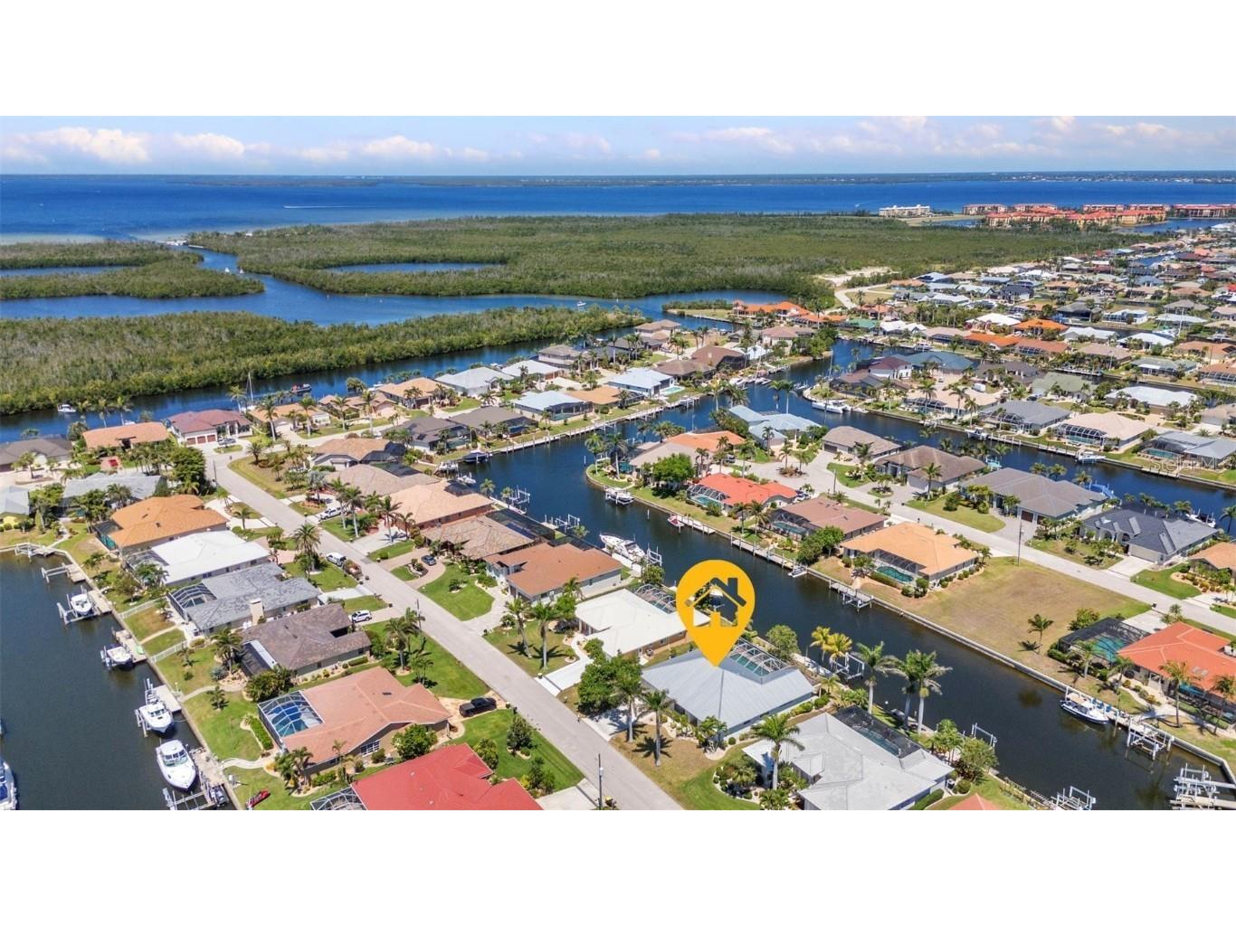 2718 Saint Thomas Drive Punta Gorda FL 33950 - THOMAS CANAL C7508082 image1