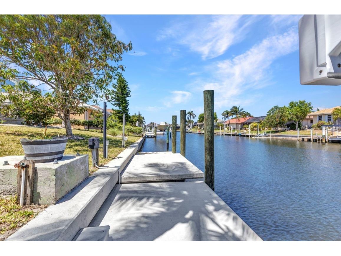 2718 Saint Thomas Drive Punta Gorda FL 33950 - THOMAS CANAL C7508082 image25