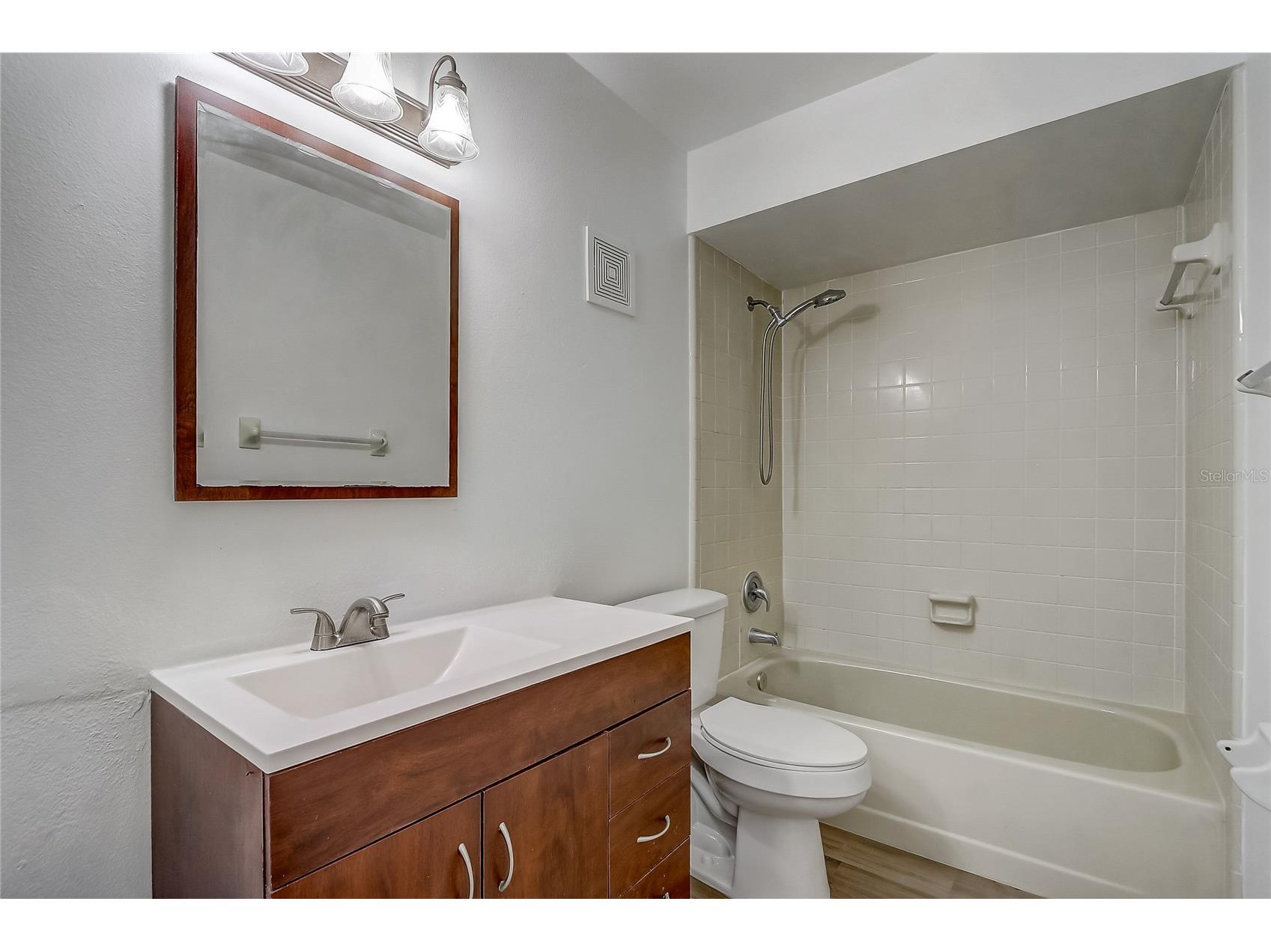 2719 Hunt Club Lane Orlando FL 32826 O6408252 image12