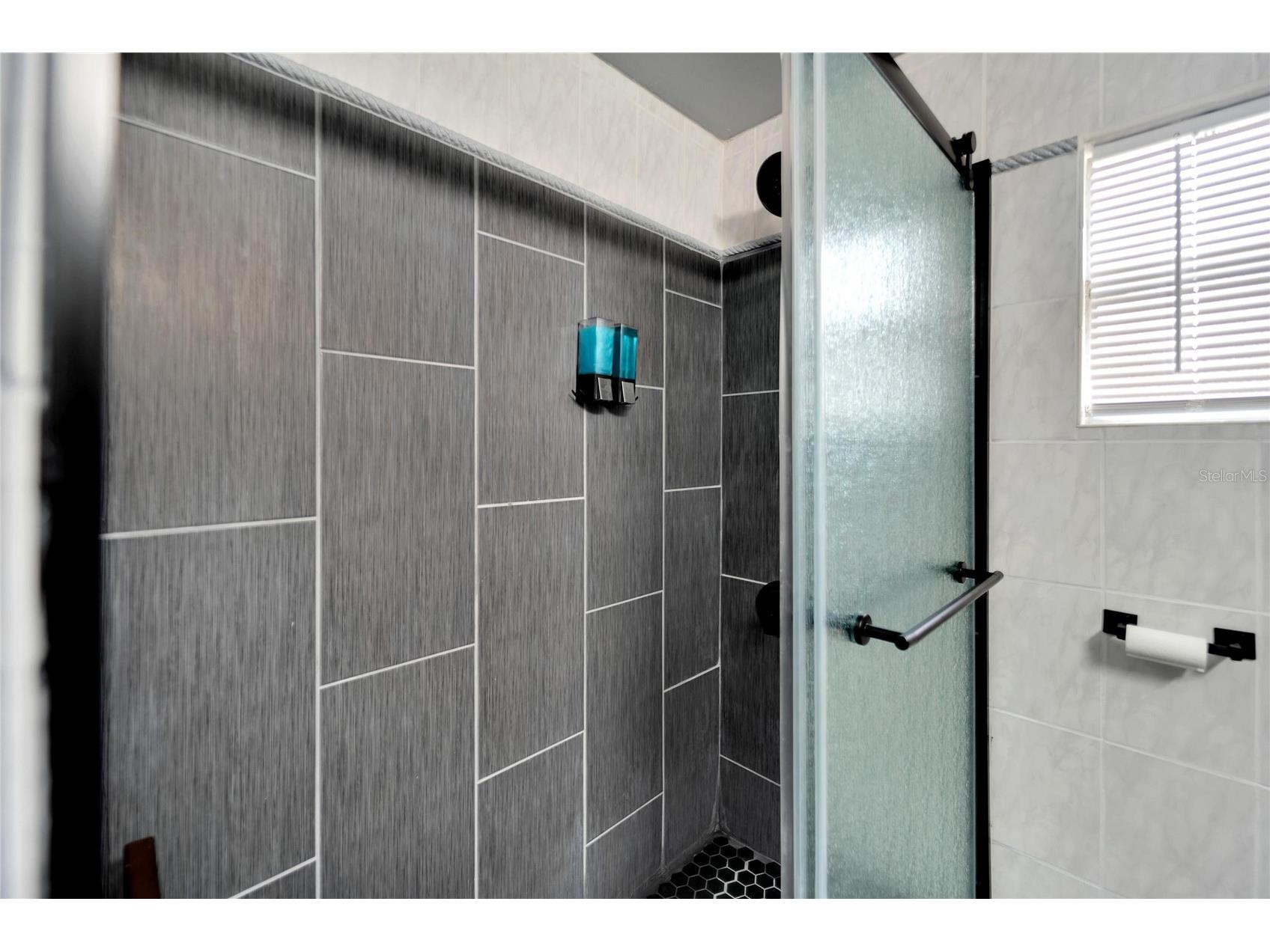 2719 N 67th Street Tampa FL 33619 TB8483879 image11