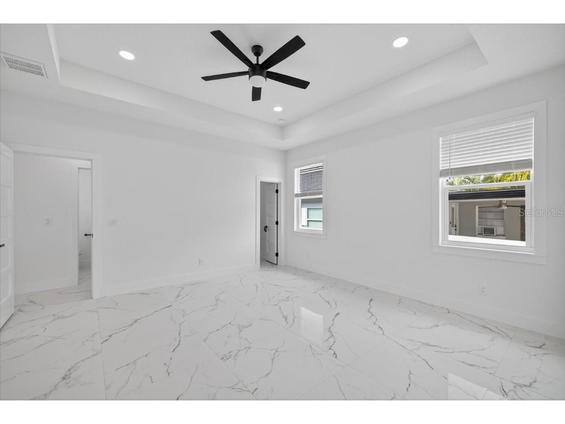 2719 W Saint John Street Tampa FL 33607 TB8424963 image29