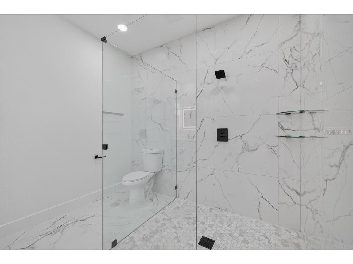 2719 W Saint John Street Tampa FL 33607 TB8424963 image36