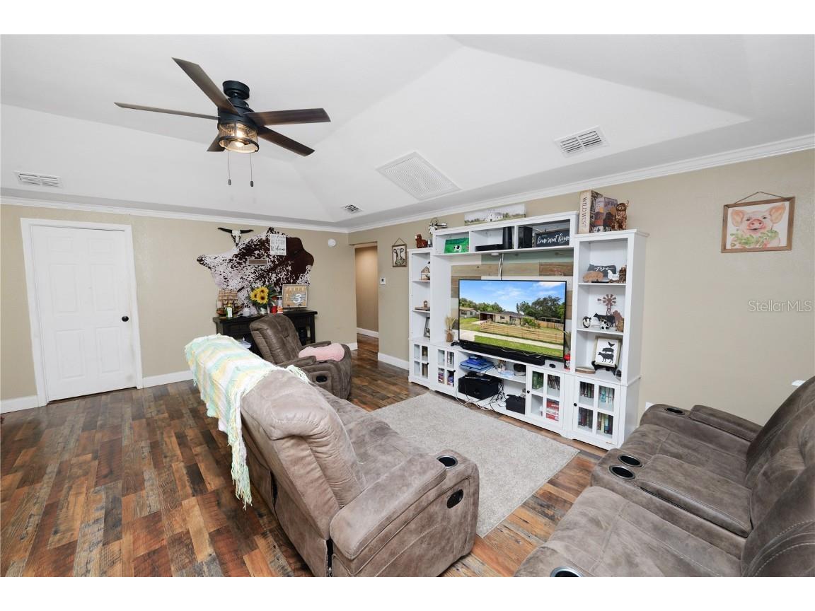 2719 Woodstock Avenue Eaton Park FL 33840 L4954930 image7