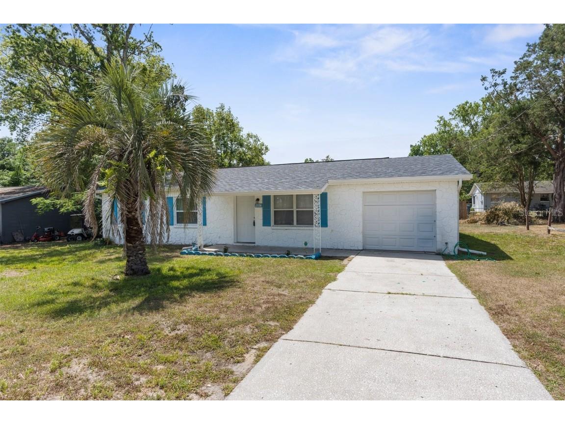 27198 Simona Avenue Brooksville FL 34602 W7874813 image1