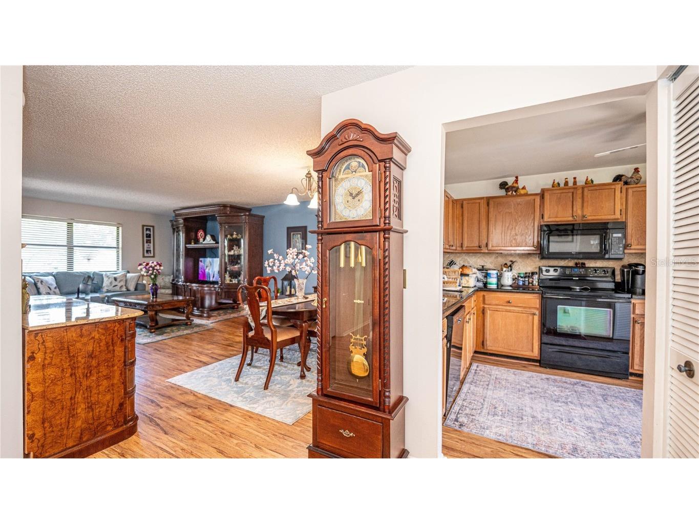 272 Beaver Dam Court Royal Palm Beach FL 33411 O6304051 image10