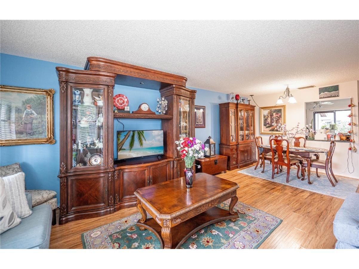 272 Beaver Dam Court Royal Palm Beach FL 33411 O6304051 image12