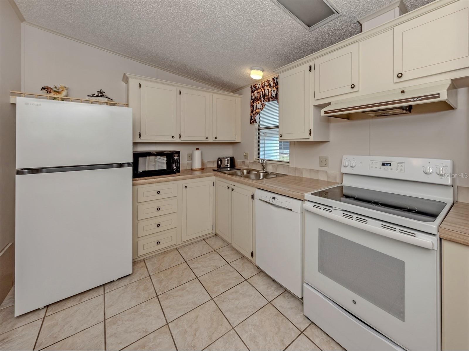 272 Captains Court North Port FL 34287 N6143323 image15