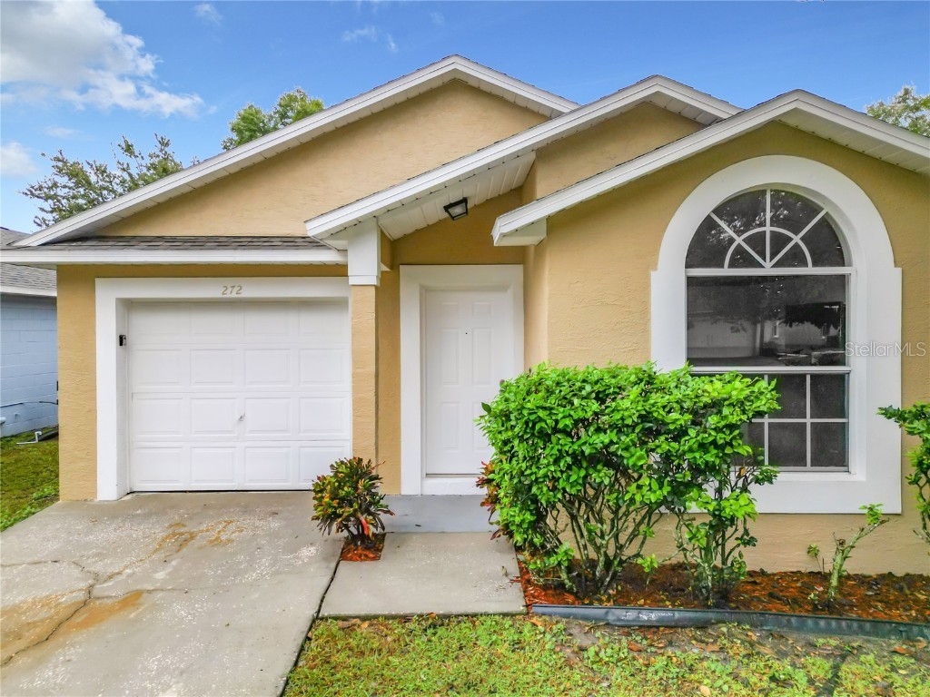 272 Daniels Pointe Drive Winter Garden FL 34787 V4933319 image1