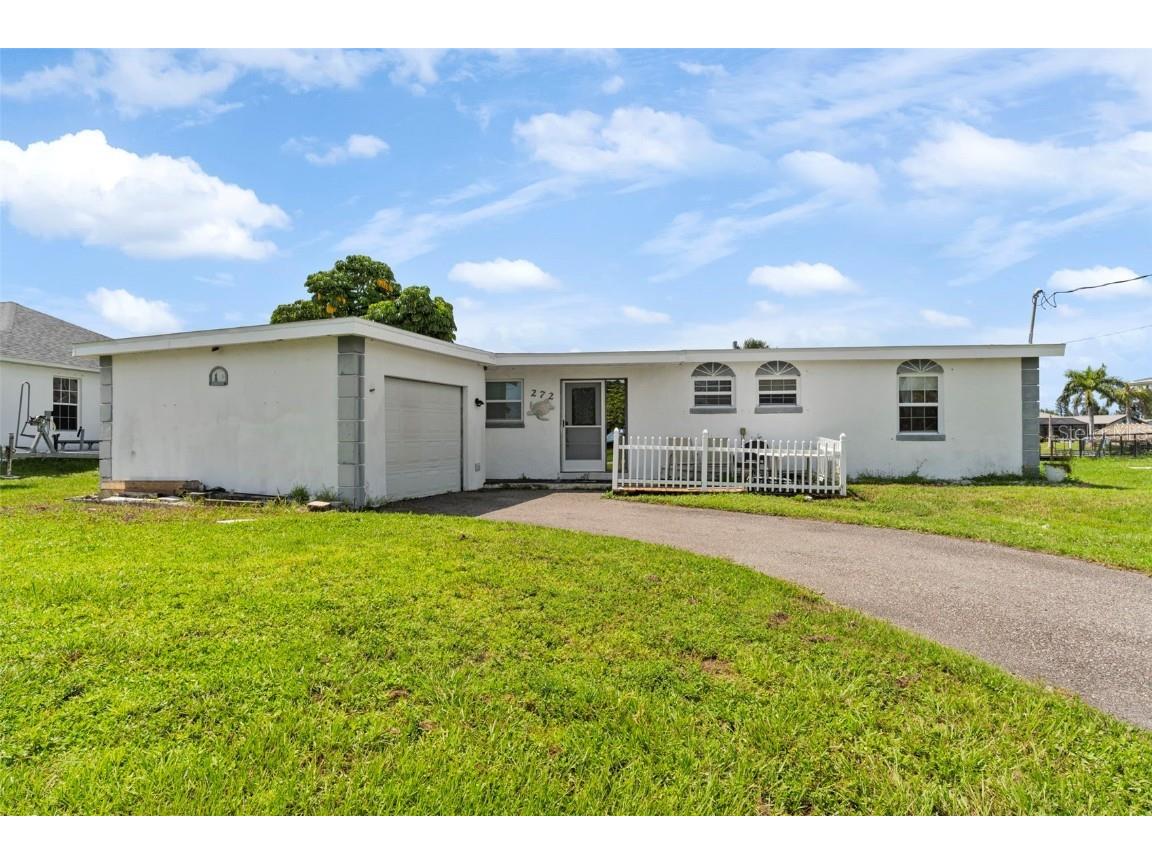 272 E Tarpon Boulevard NW Port Charlotte FL 33952 P4931931 image1