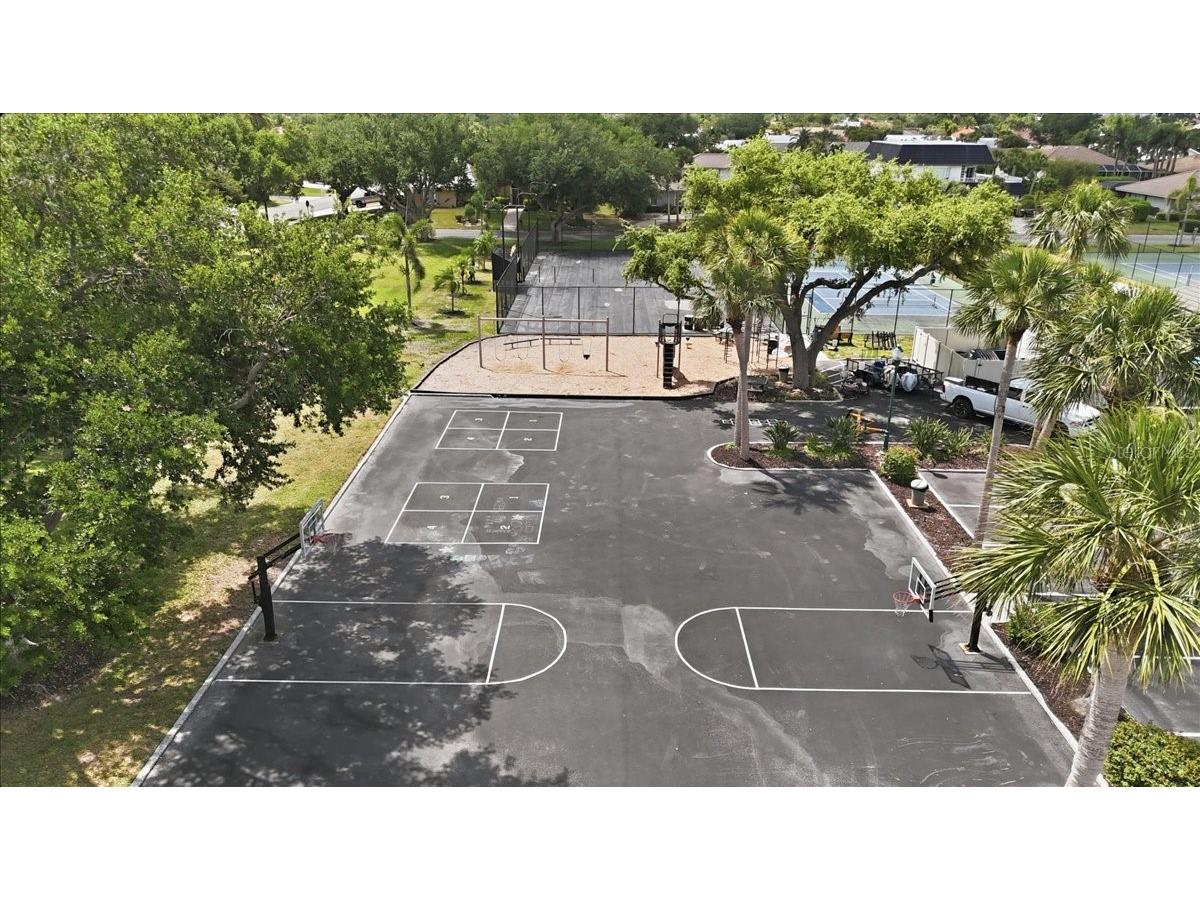 272 Four Knot Lane Osprey FL 34229 N6144313 image74