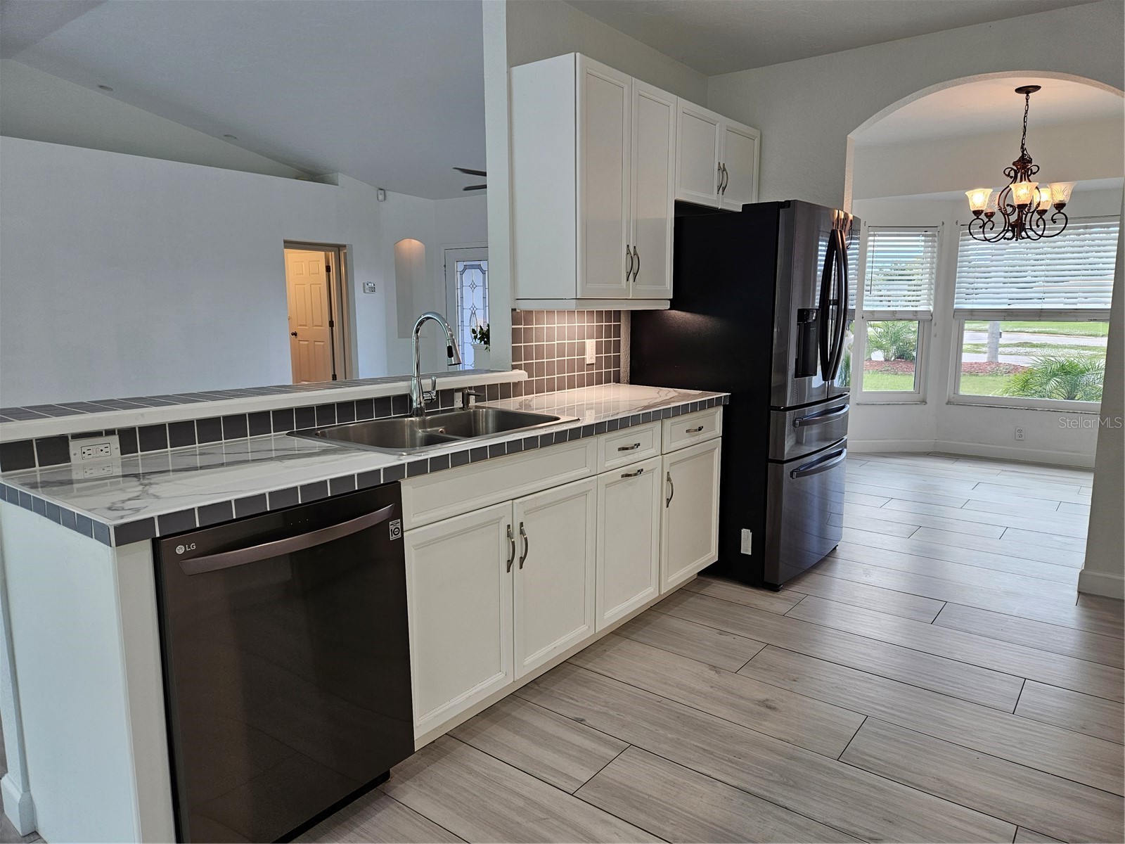 272 Malvern Drive Venice FL 34293 A4696858 image13