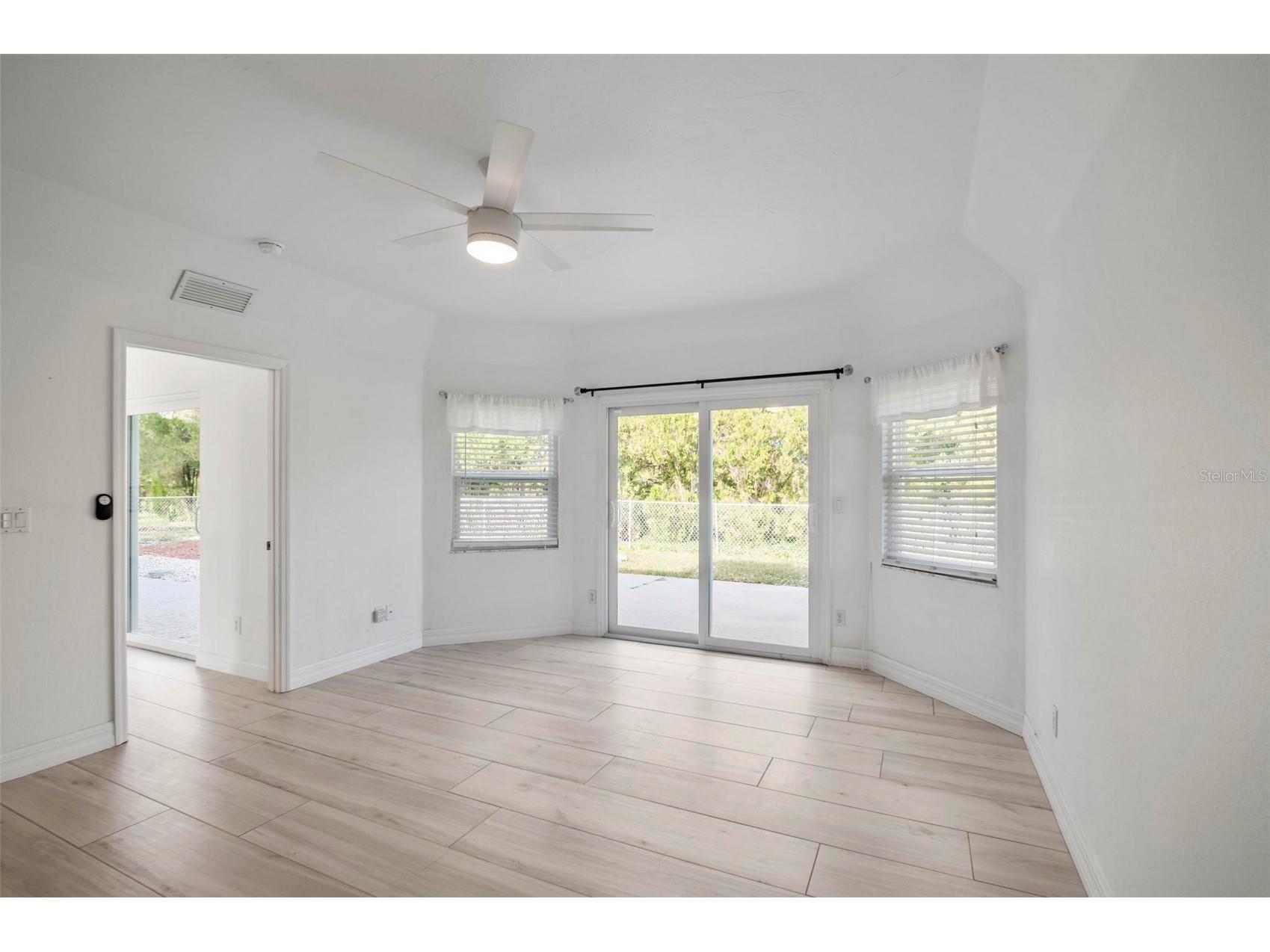 272 Malvern Drive Venice FL 34293 A4696858 image16