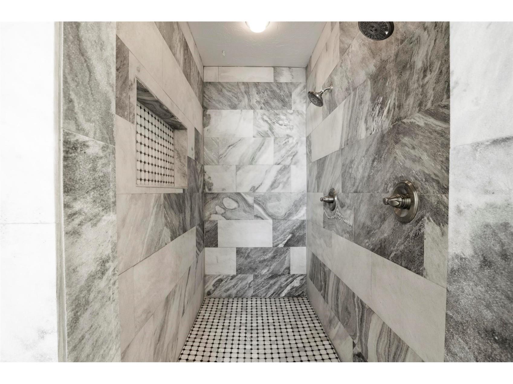 272 Malvern Drive Venice FL 34293 A4696858 image21