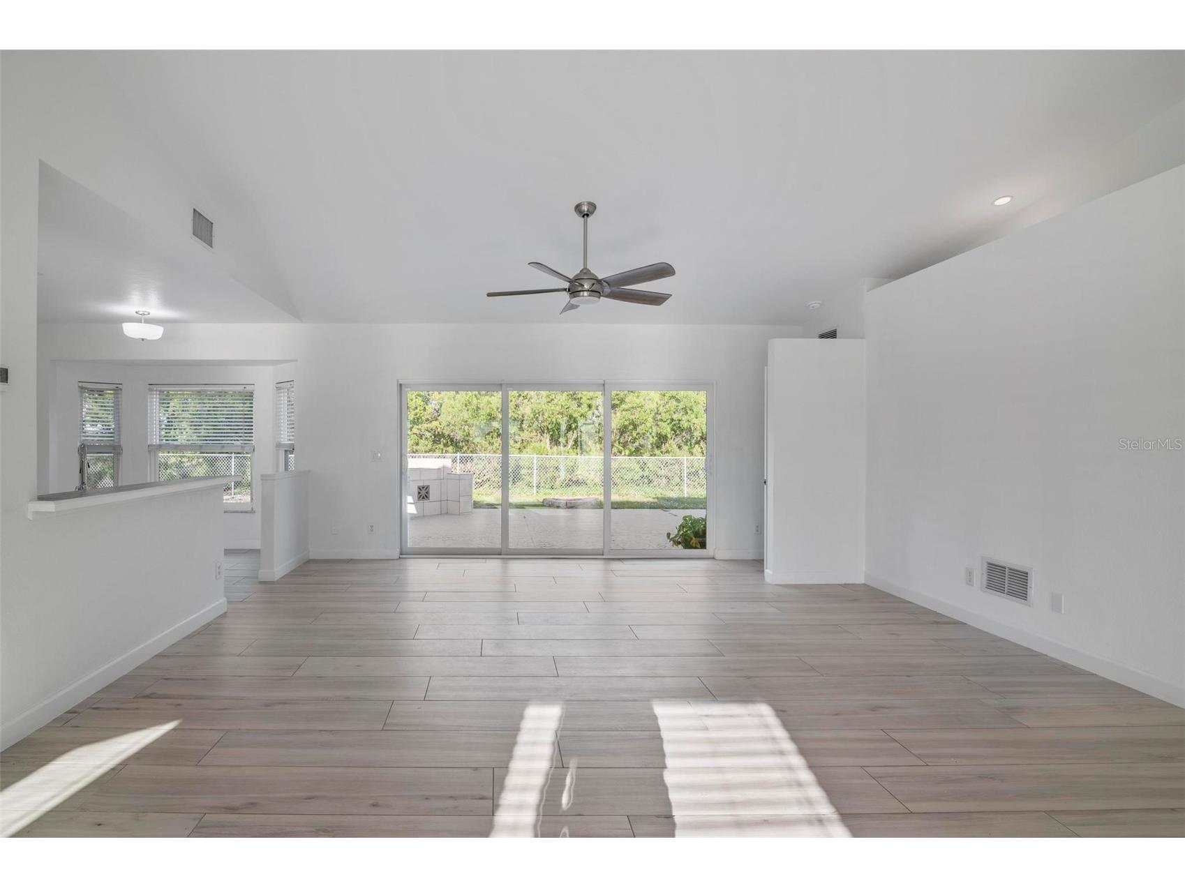 272 Malvern Drive Venice FL 34293 A4696858 image9