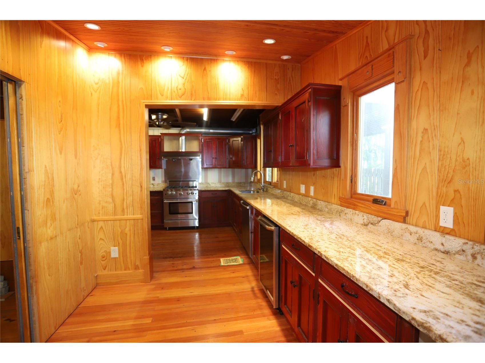 272 Orange Street #A-B Palm Harbor FL 34683 TB8392905 image12