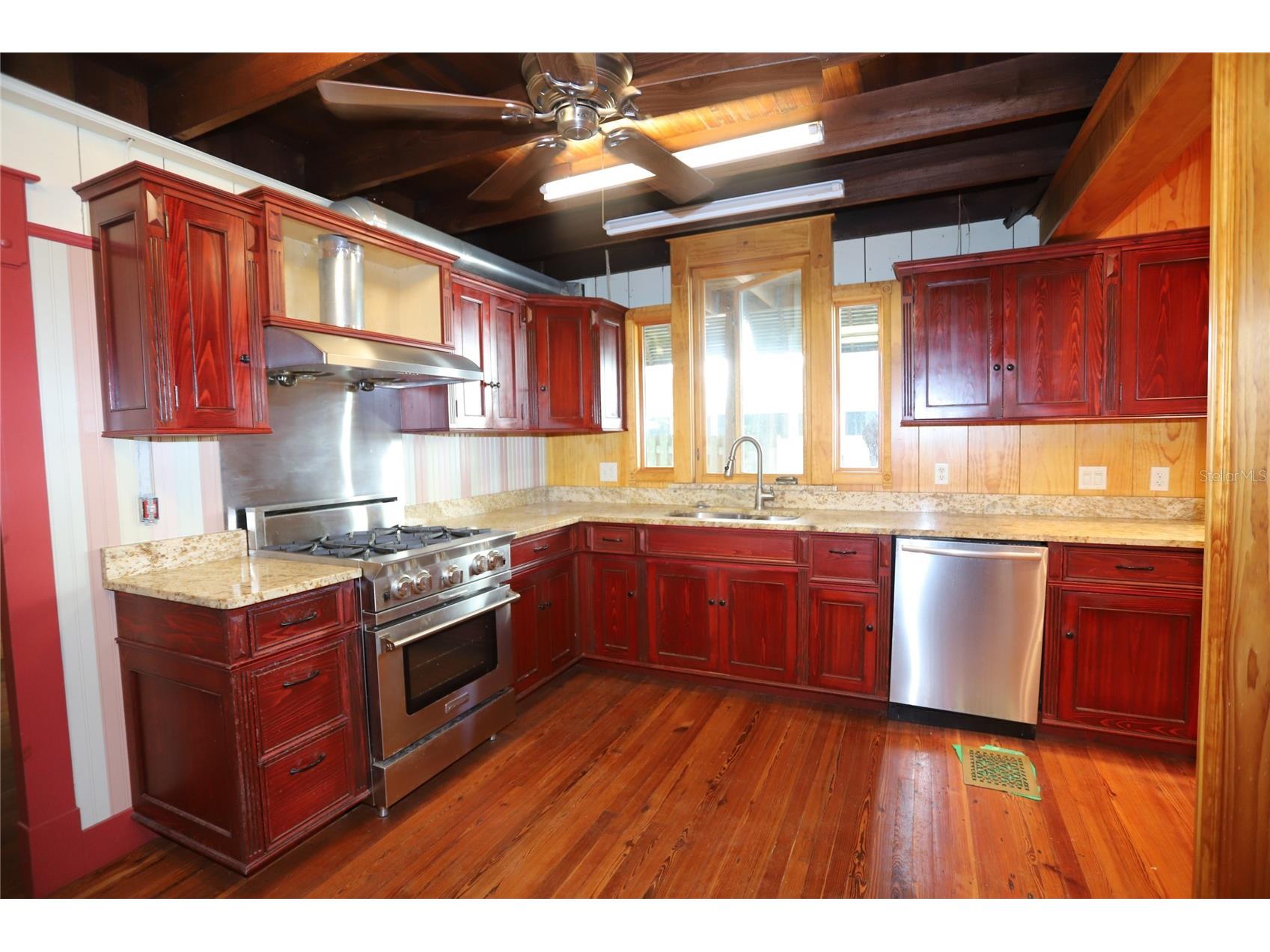272 Orange Street #A-B Palm Harbor FL 34683 TB8392905 image13