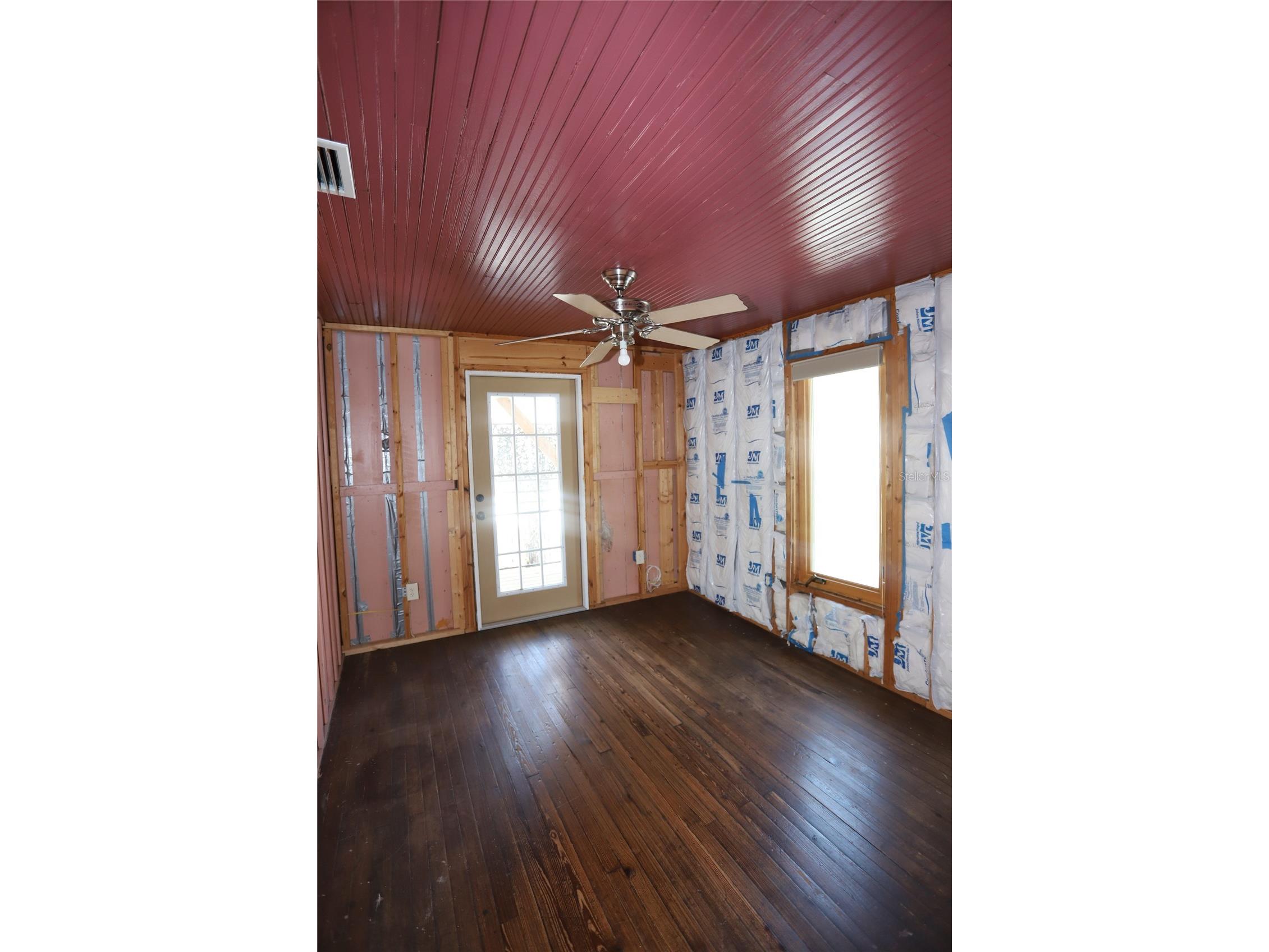 272 Orange Street #A-B Palm Harbor FL 34683 TB8392905 image18