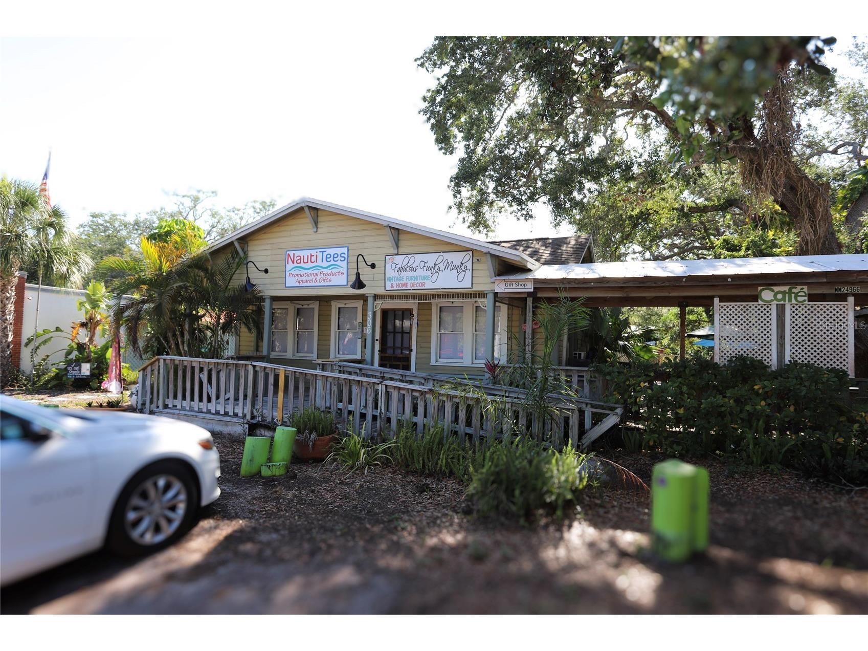 272 Orange Street #A-B Palm Harbor FL 34683 TB8392905 image53