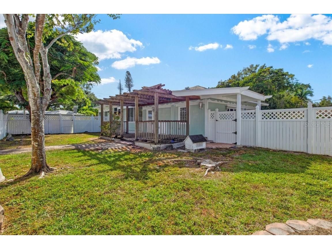 2720 4th Avenue W Bradenton FL 34205 A4671136 image40