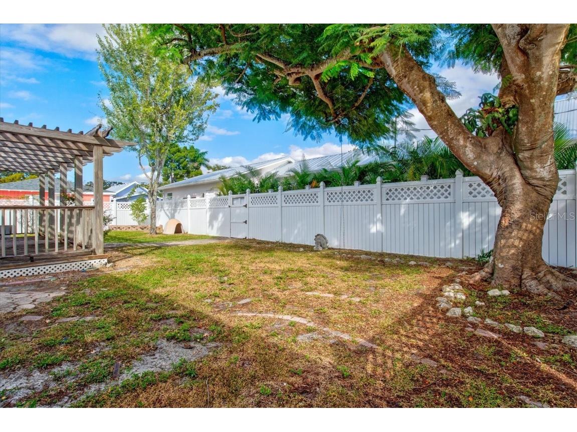 2720 4th Avenue W Bradenton FL 34205 A4671136 image48
