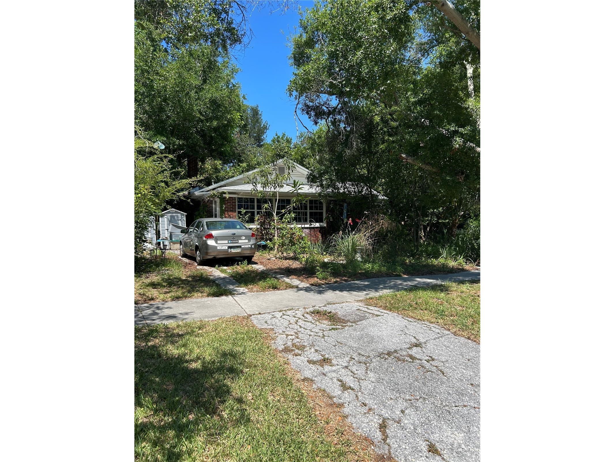 2720 Bayside Drive S Saint Petersburg FL 33705 TB8516478 image2